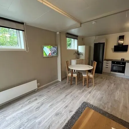 Moderne Studioleilighet Sor Tromsoya Apartamento